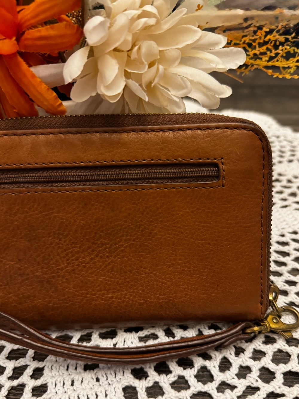 Fossil Julia Leather RFID Zip Around Clutch Wristlet Wallet Brown SWL1556 - Picture 8 of 15